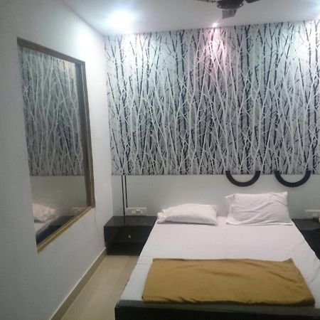 Prince International Navi Mumbai Extérieur photo